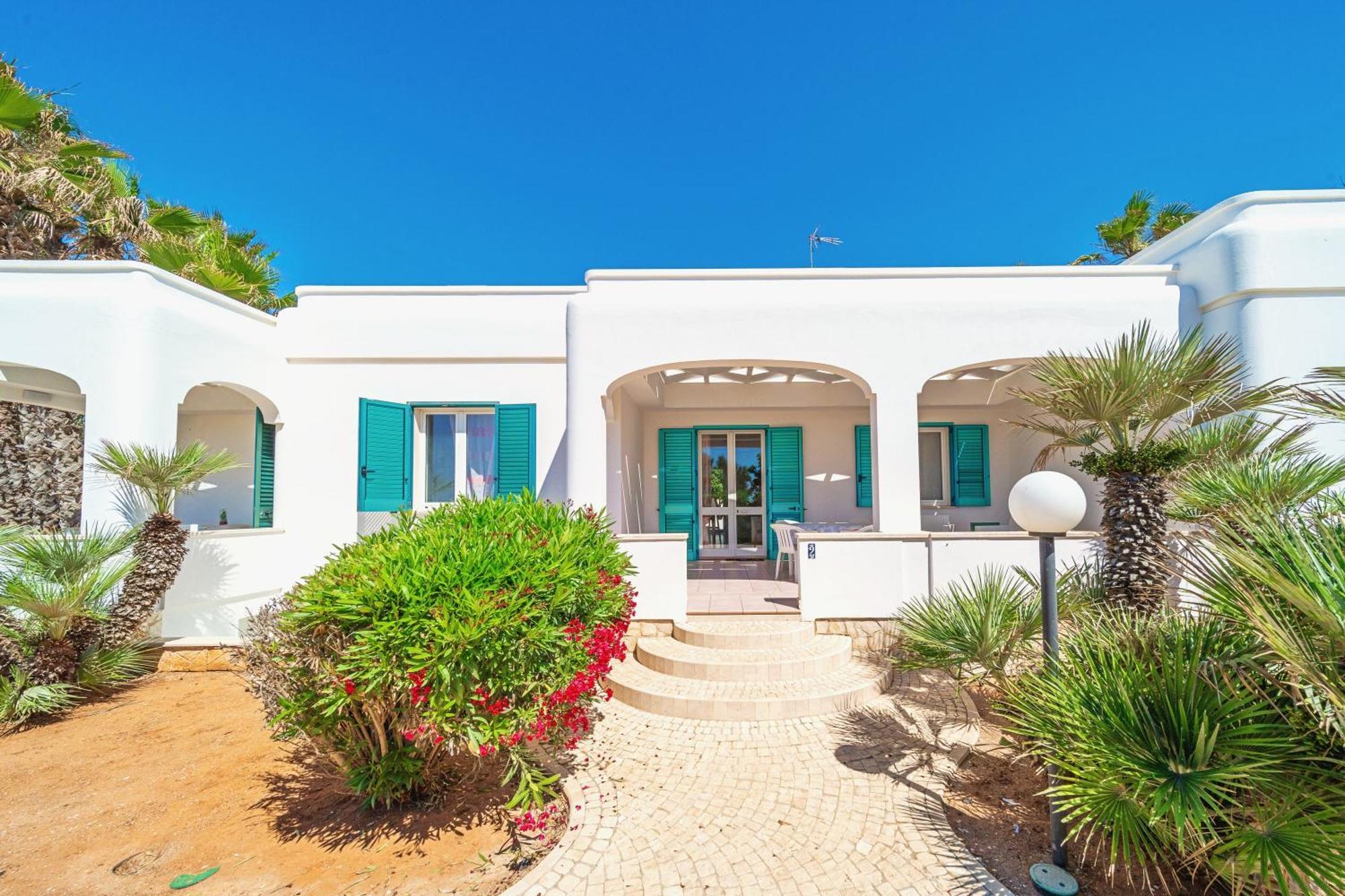 Residence Oasi Sul Mare Torre Suda Ngoại thất bức ảnh