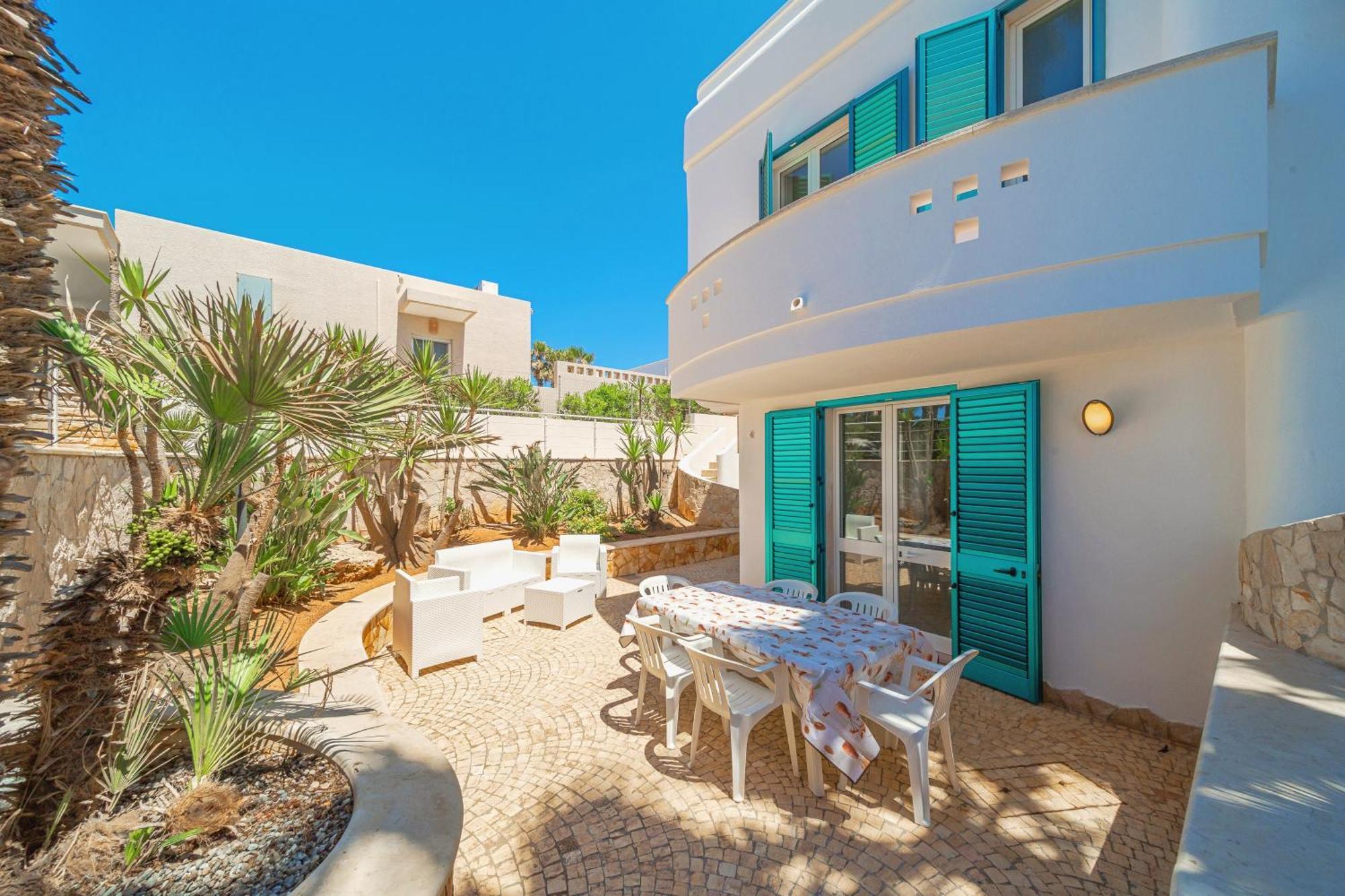 Residence Oasi Sul Mare Torre Suda Ngoại thất bức ảnh