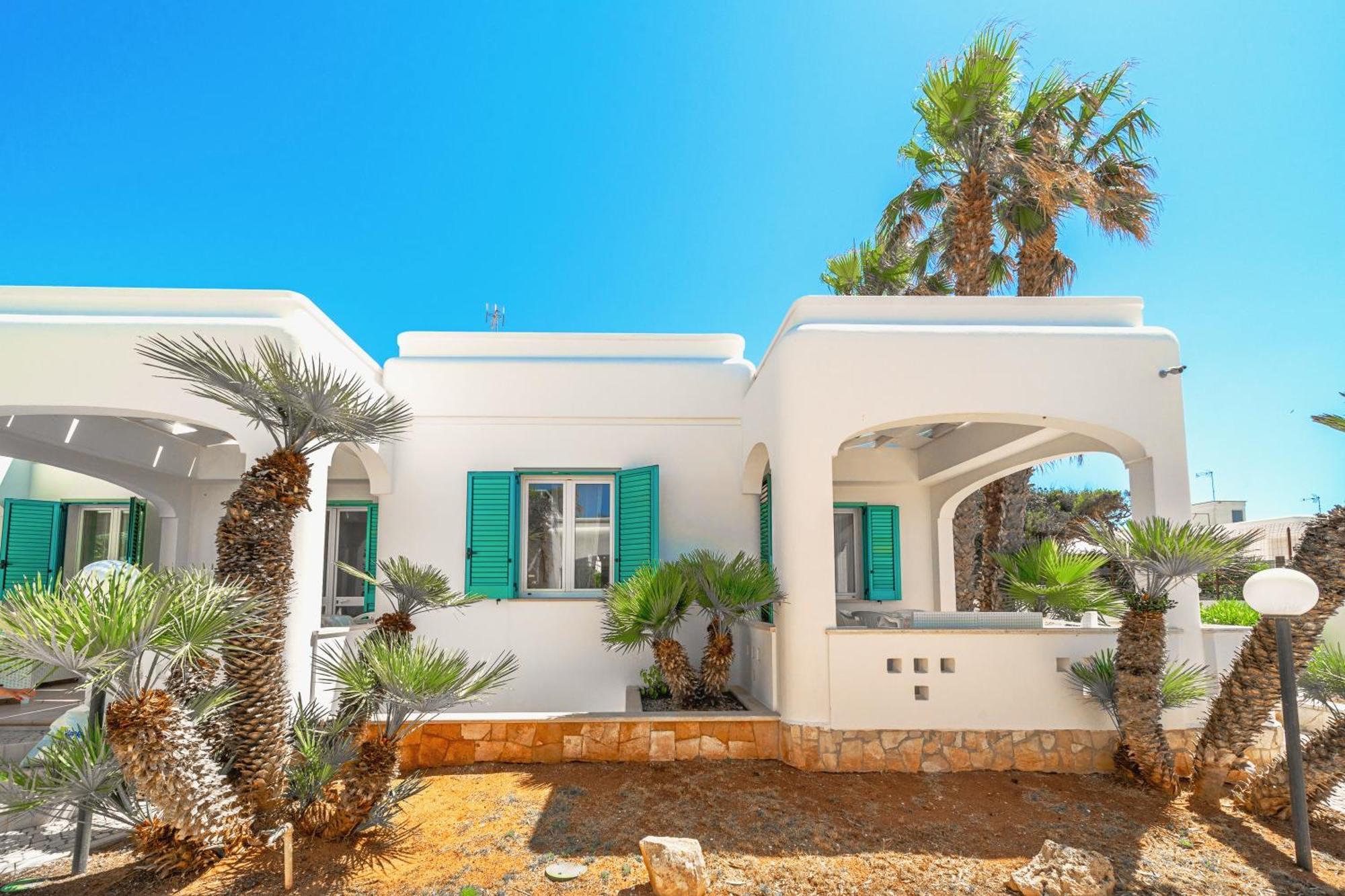 Residence Oasi Sul Mare Torre Suda Ngoại thất bức ảnh