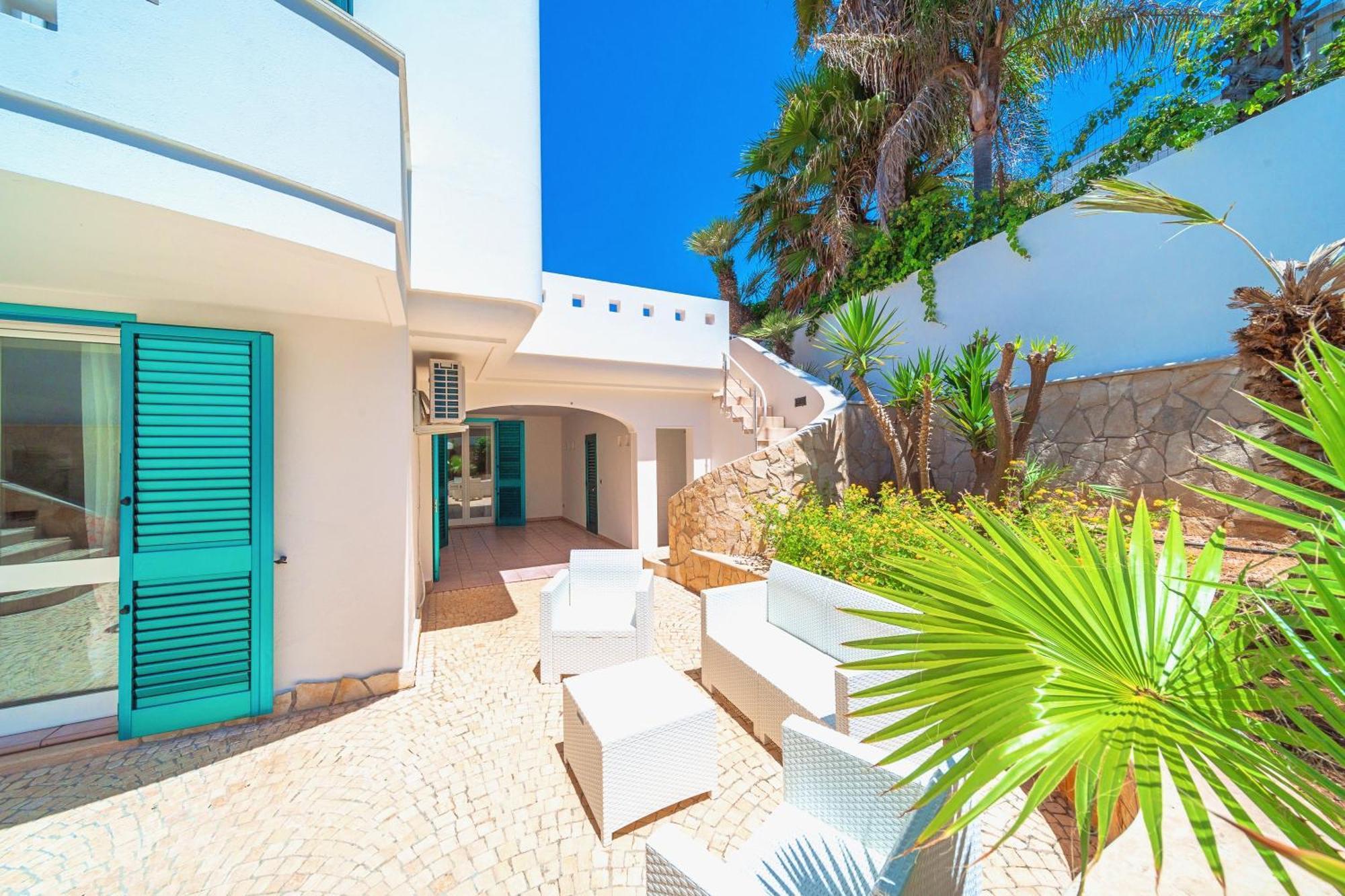 Residence Oasi Sul Mare Torre Suda Ngoại thất bức ảnh