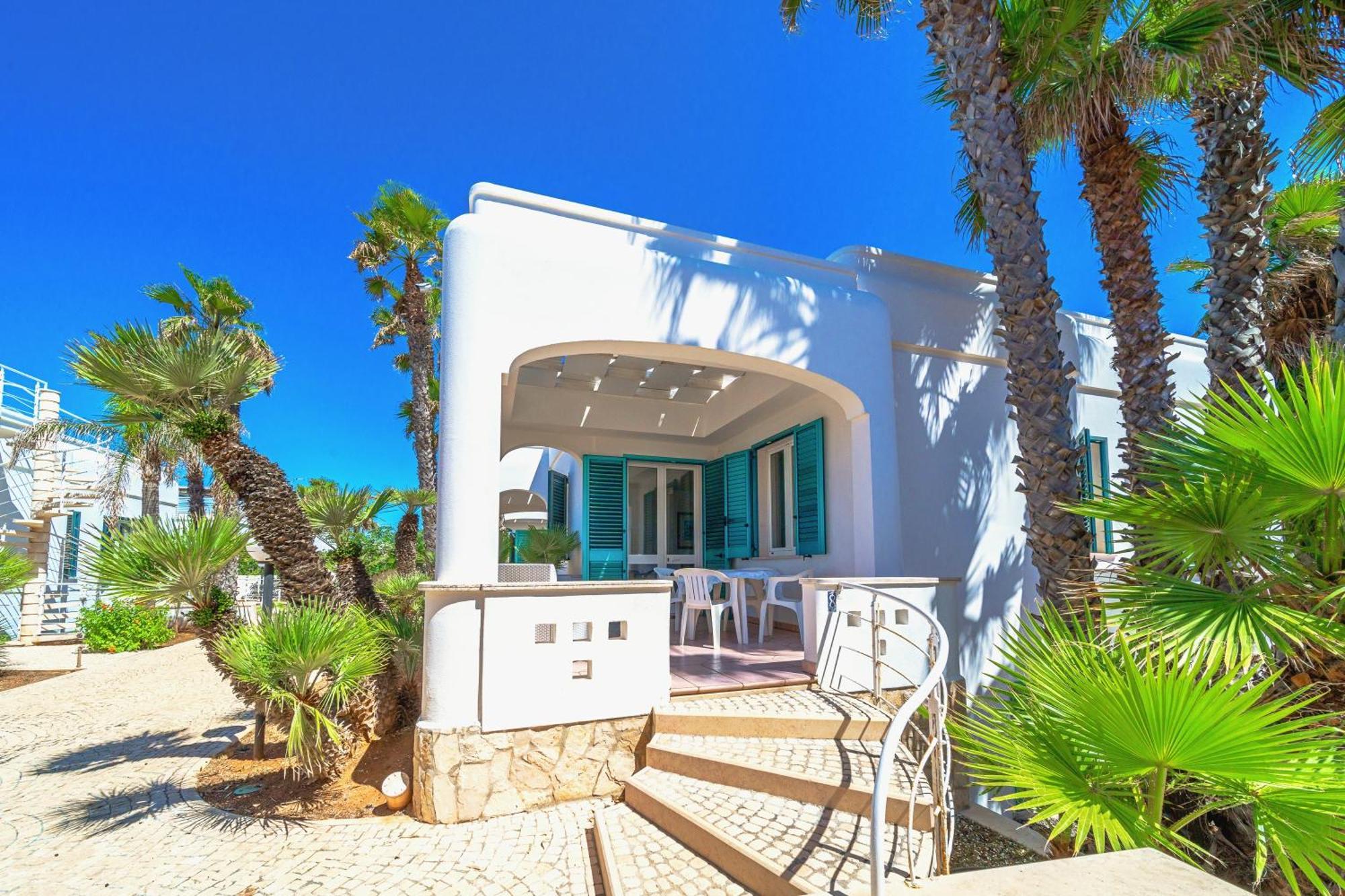 Residence Oasi Sul Mare Torre Suda Ngoại thất bức ảnh