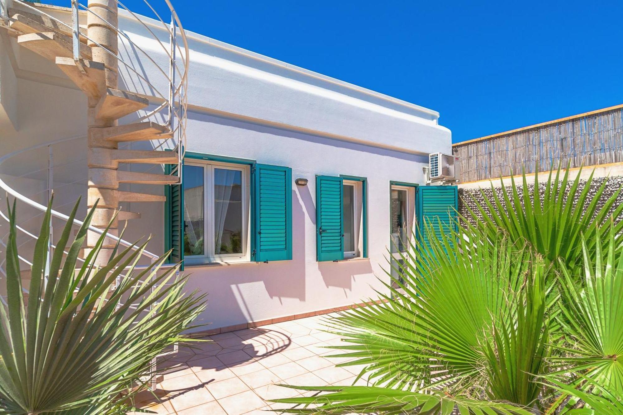 Residence Oasi Sul Mare Torre Suda Ngoại thất bức ảnh